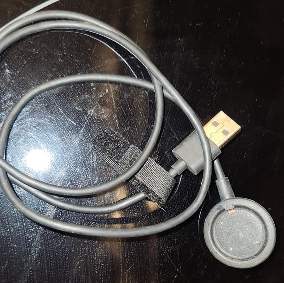 Polar Vantage, Grit X, and Ignite Charger Cable (USB C) - Picture 5 of 5